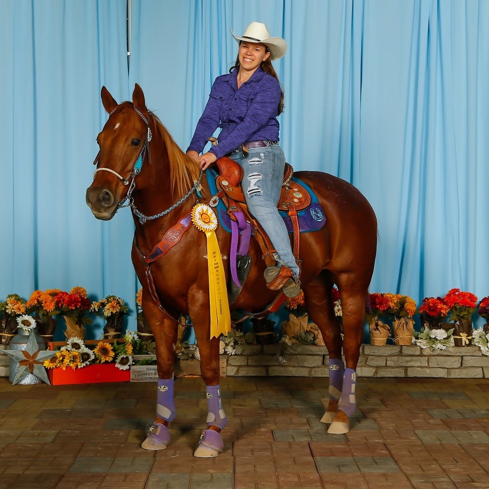 Meet your Posher, Crystal